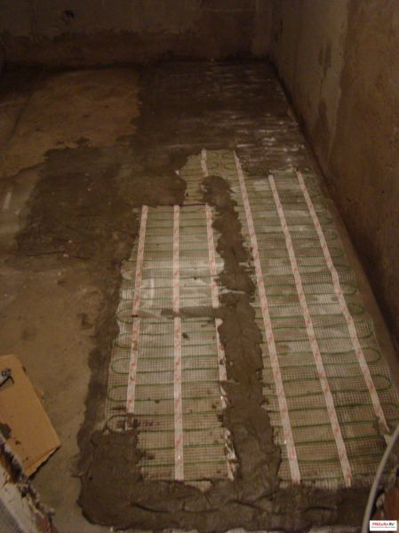 Монтаж электрического теплого пола своими руками. Заливка матов нивелирующим составом