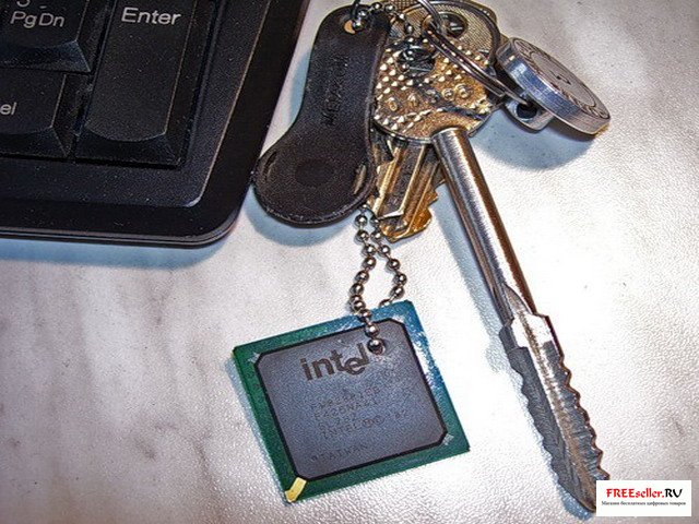 Брелок из процессора своими руками