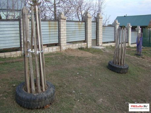 Поделки из покрышек. Клумба из шин своими руками.