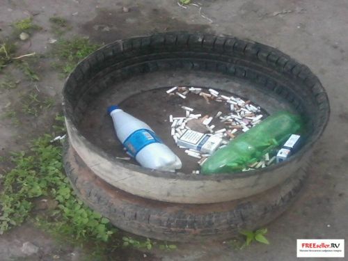 Поделки из покрышек. Урна из автомобильной шины.