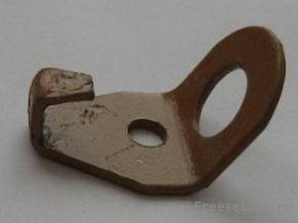 Самодельная бумажно-пружинная система для защиты от протечек воды.