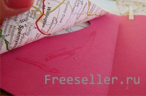 Самодельная открытка, декорированная старой картой