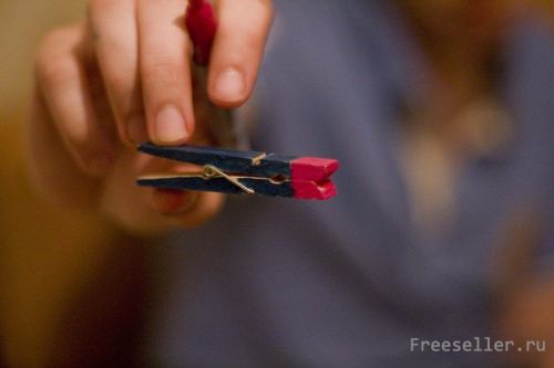 Изготовление самолетика из прищепки своими руками