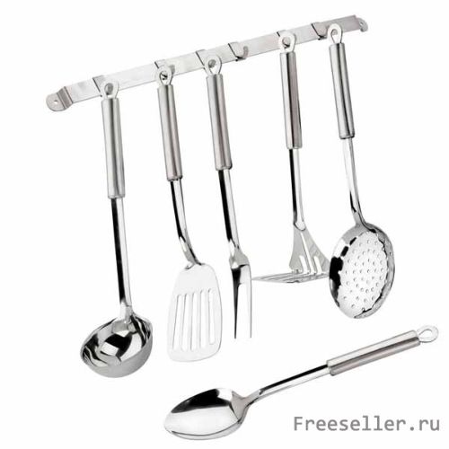 Что женщине необходимо иметь на кухне. Венчик, лопатка, половник, штопор, пресс для чеснока и другие кухонные приборы.