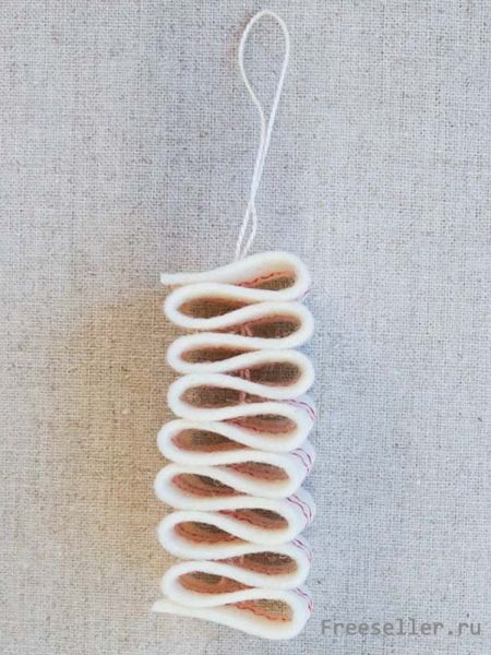 Елочные игрушки из фетра своими руками.