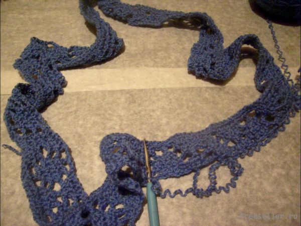 Вяжем ажурный объёмный шарф-снуд своими руками.