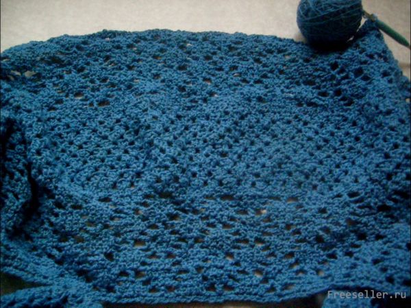 Вяжем ажурный объёмный шарф-снуд своими руками.