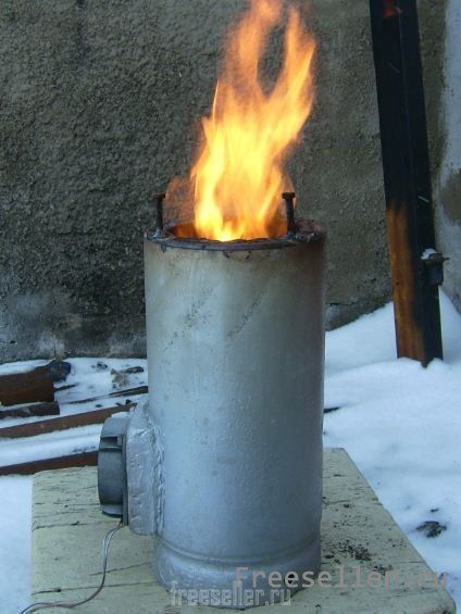 Как сделать небольшую печь для рыбалки и охоты.