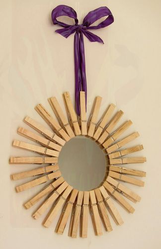 Рамка для зеркала из прищепок своими руками