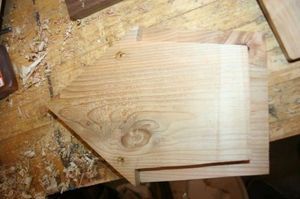 Изготовление своими руками скворечника с клумбой