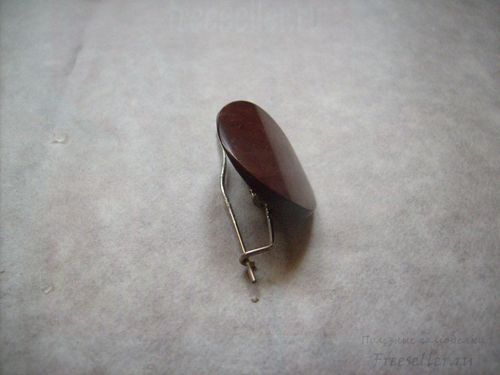 Зажим для платков с натуральным камнем своими руками.