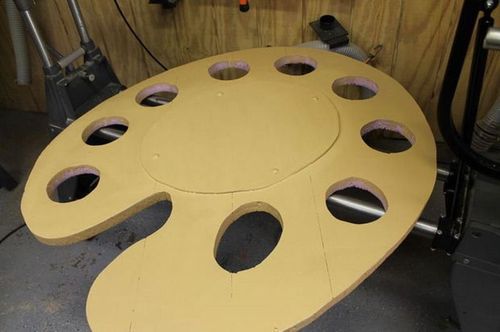 Изготовление клумбы палитры своими руками