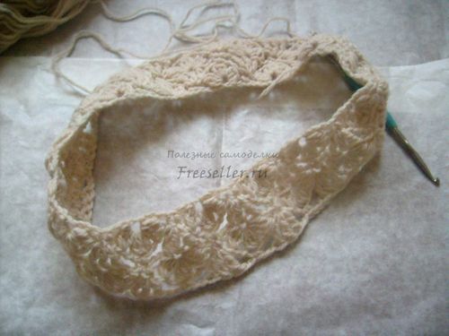 Вяжем ажурный башлык своими руками.