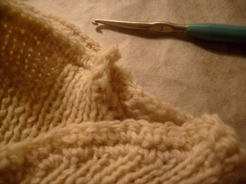 Вяжем ажурный башлык своими руками.