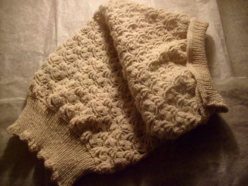 Вяжем ажурный башлык своими руками.