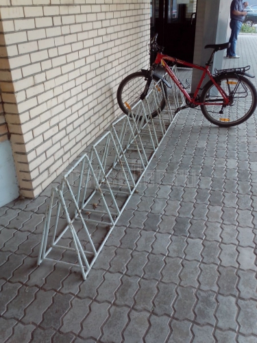 Самодельная парковка для велосипедов