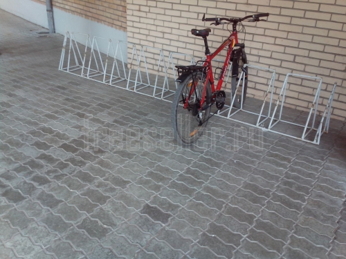 Вело самоделки. Самодельная парковка для велосипедов