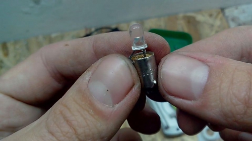 Изготовление самодельной светодиодной лампочки из обычной