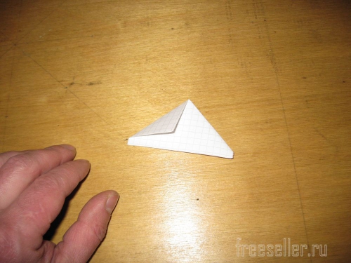 Изготовление бумажного самолетика с наконечником своими руками