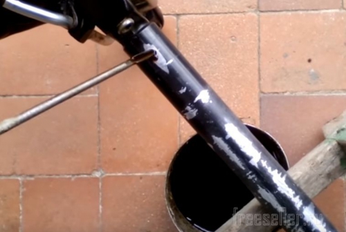 Изготовление насоса из подседельной трубы своими руками