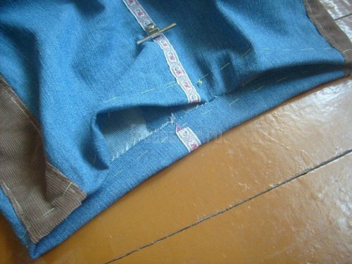 Пошив летней сумки из старых джинсов