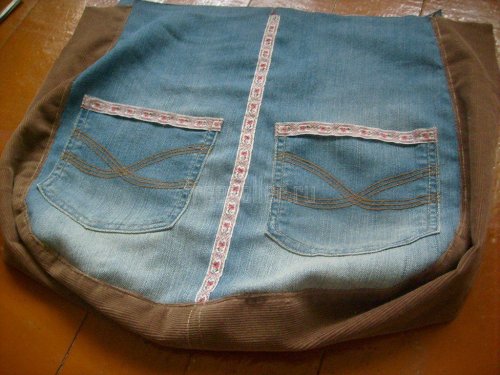 Пошив летней сумки из старых джинсов