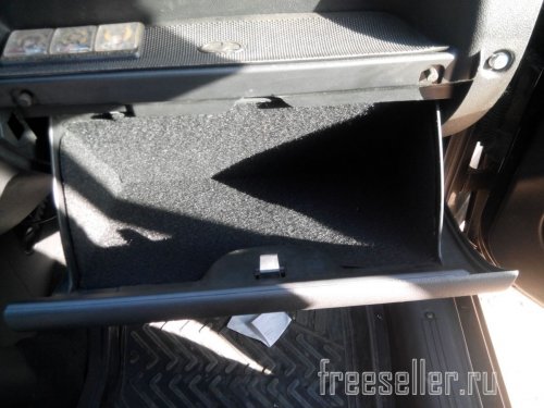 Авто доработки. Установка обивки бардачка - Лада Гранта
