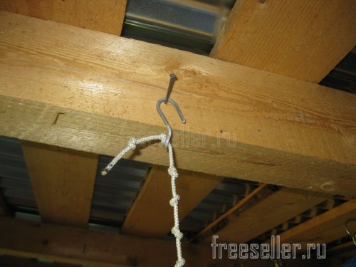 Простое приспособление для облегчения заточки тяпок и плоскорезов - подвешивание