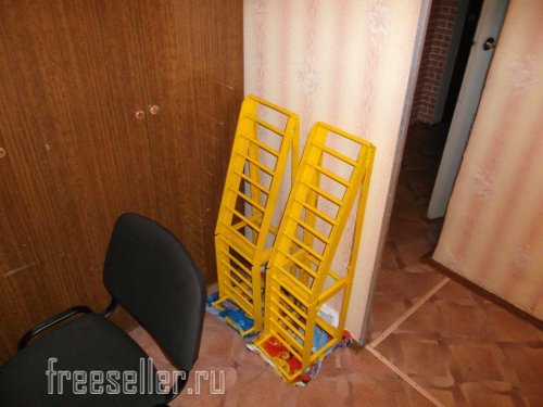 Хранение самодельной мини эстакады дома и в гараже