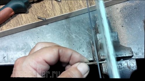 Изготовление спиннера из мебельных ручек своими руками