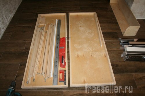 Самодельный обойный стол в разобранном виде