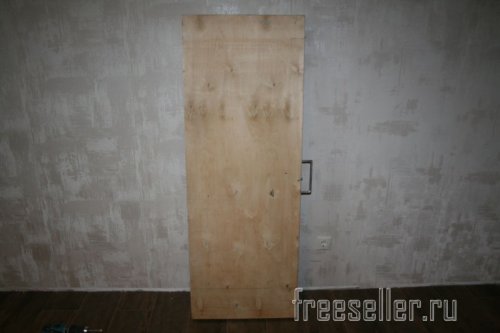 Самодельный обойный стол в разобранном виде готовый к перевозке