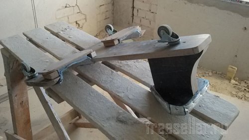 Самодельное сиденье плиточника