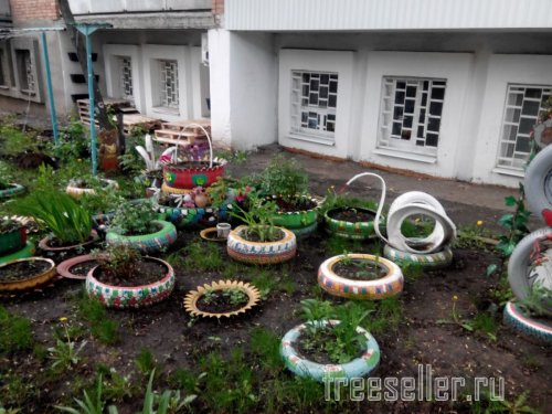 Поделки из шин. Украшение дворовой площадки.