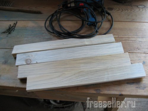 Изготовление самодельного насеста для кур