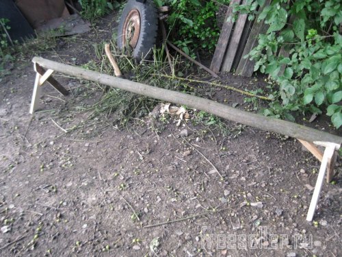 Простой уличный насест для кур