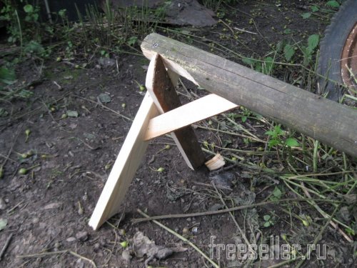 Простой уличный насест для кур