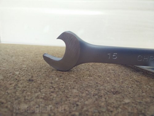 Открывалка для бутылок из гаечного ключа