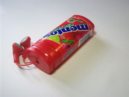 Самодельный портативный контейнер для наушников.