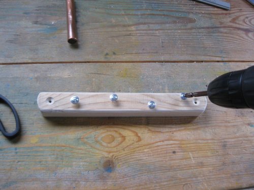 Изготовление держателя для штангельциркулей своими руками