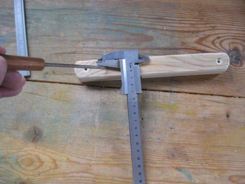 Изготовление держателя для штангельциркулей своими руками