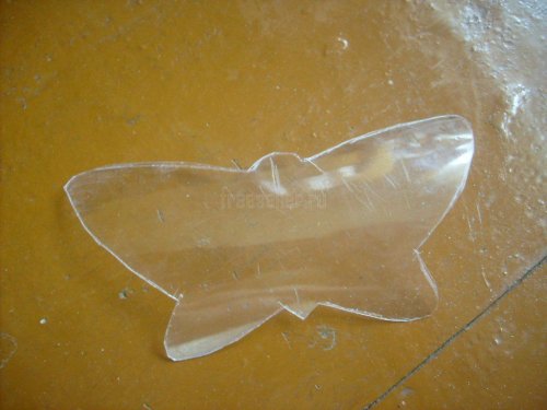 Изготовление порхающих бабочек из пластиковой бутылки