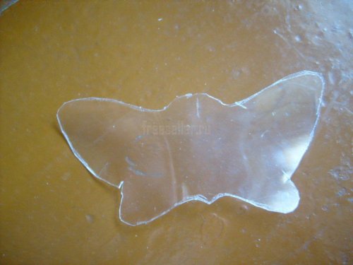 Изготовление порхающих бабочек из пластиковой бутылки