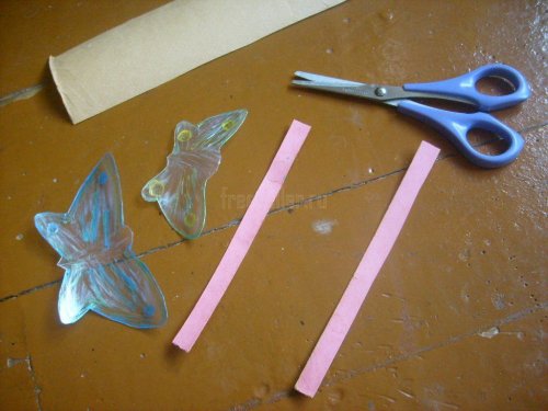 Изготовление порхающих бабочек из пластиковой бутылки