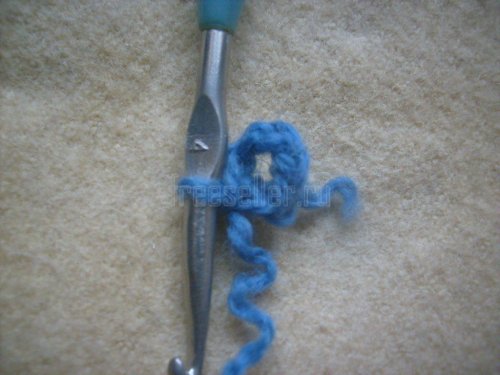 Вязание цветка для украшений изделий своими руками