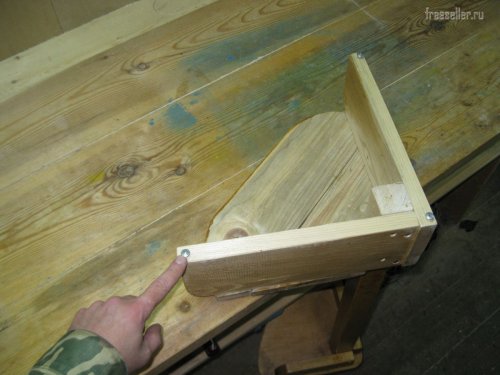 Изготовление самодельного углового столика.