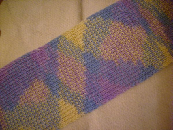 Вяжем своими руками детский шарфик с кудряшками