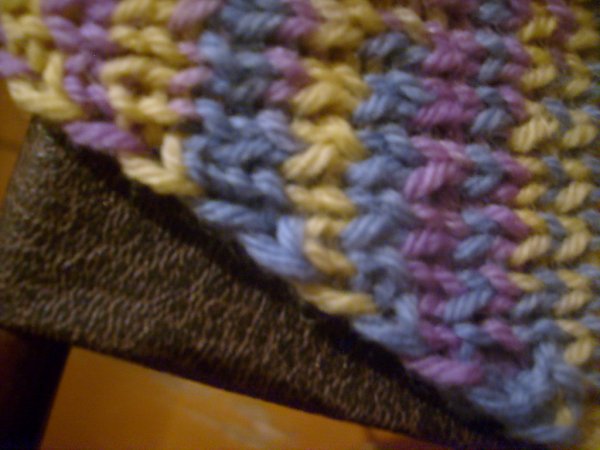 Вяжем своими руками детский шарфик с кудряшками