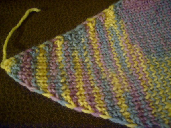 Вяжем своими руками детский шарфик с кудряшками