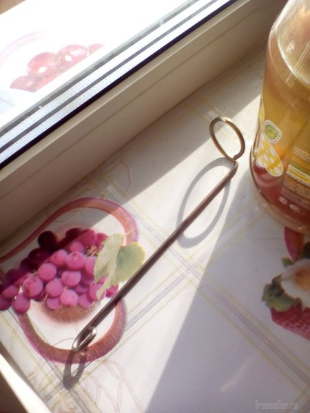 Самодельная доставалка для помидоров из банки